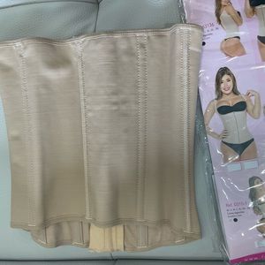 Slimming waist cincher shapeware new unused